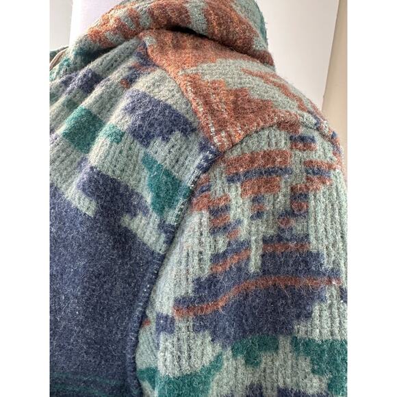 Vintage Woolrich Woman Southwestern Aztec Blanket Style Jacket Zip Hooded Medium - Picture 4 of 16